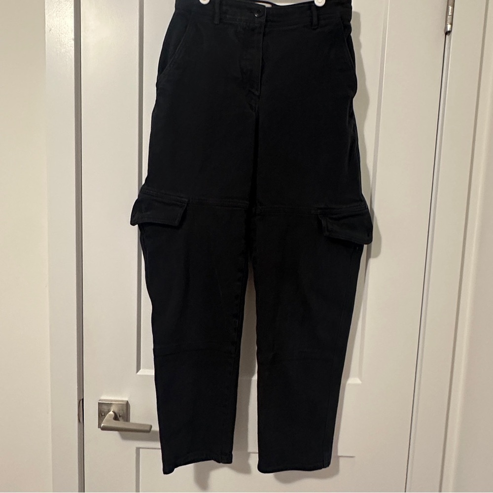 Wilfred Free Aritzia Black Modern Cargo Utility Pants High Waisted Size 2 Womens